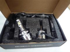 HID shop
LED bulb
HB 4
White / yellow