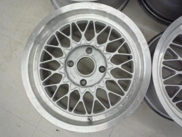 ※ runout
Check for bends before putting the items out to sell.
BBS (BB es)
RG028
Is this a genuine optional part for the R31 Skyline?