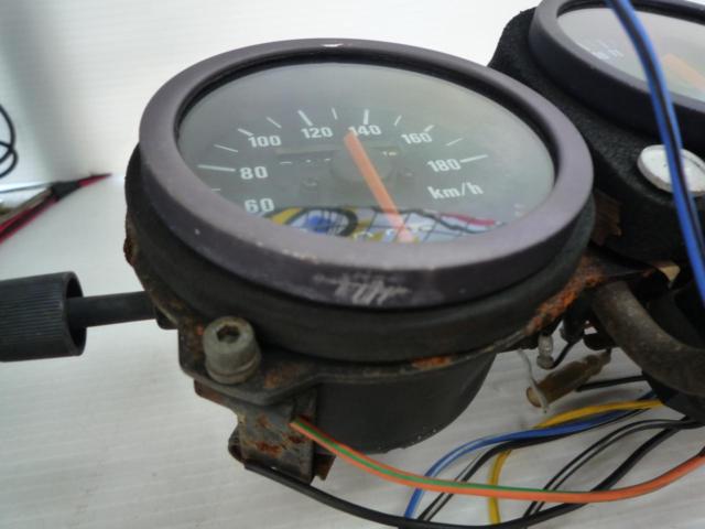 【SUZUKI】純正メーター (純正スピードメーター)  RGV250γ/VJ22A