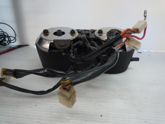 【SUZUKI】 純正メーター (純正スピードメーター)   GT380