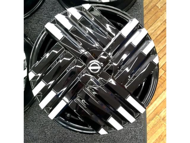 Genuine Nissan parts
Note Aura (E13
G grade)
Original aluminum wheel