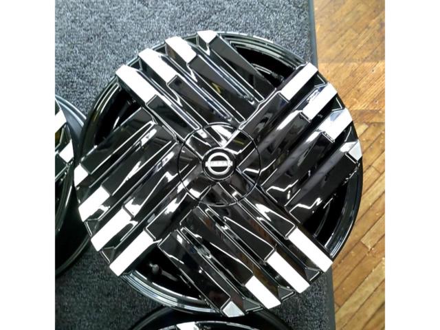 Genuine Nissan parts
Note Aura (E13
G grade)
Original aluminum wheel
