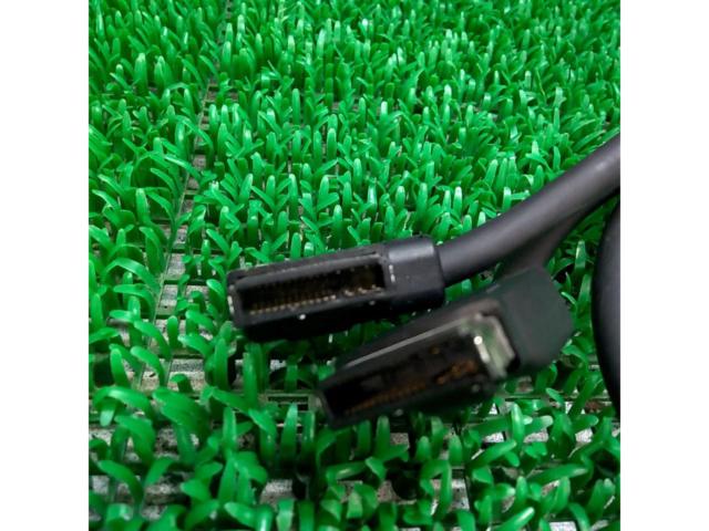 Slightly flawed 2.5m RGB cable (navigation connection cable)
What a find!