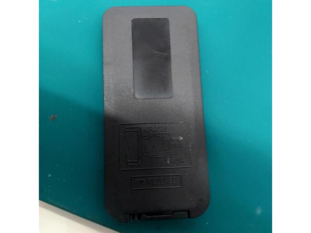 Discounted remote control (manufacturer unknown)
Black
What a find!
