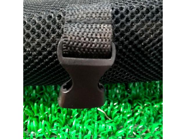Unknown Manufacturer
Reclining cushion
Two