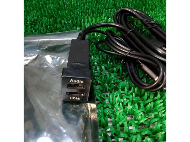 【その他】USB HDMIコネクター トヨタ汎用