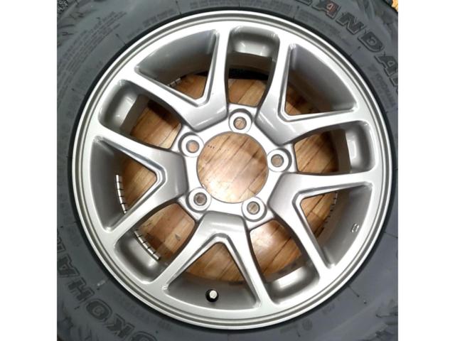 【スズキ純正】ジムニー(JB64W) 純正ガンメタホイール 4本+【YOKOHAMA】GEOLANDER M/T G003 195R16C 104/102Q 6PR 4本