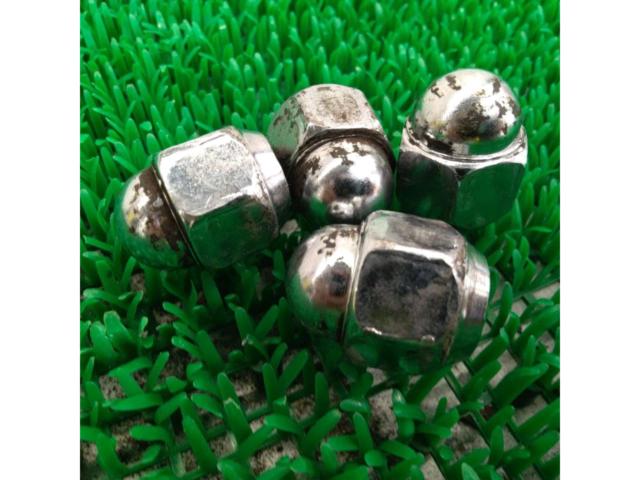 19HEX/M12-P1.25 Manufacturer Unknown
Tapered seat nut
4 pieces set