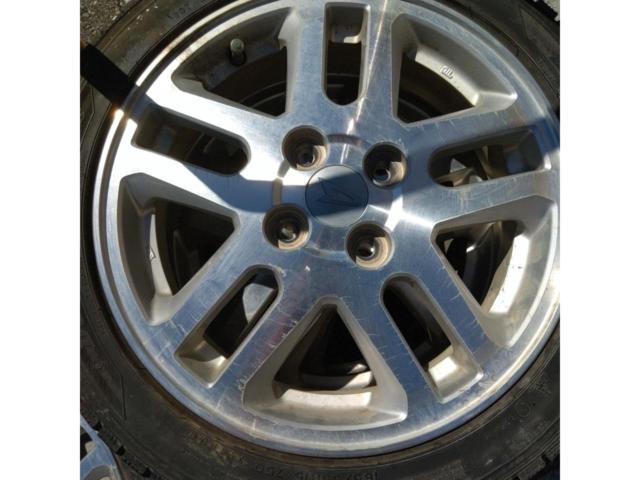 Four genuine Daihatsu wheels only.
Alloy Wheels