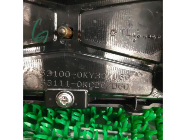 トヨタ ハイラックス/GUN226 純正 フロントグリル