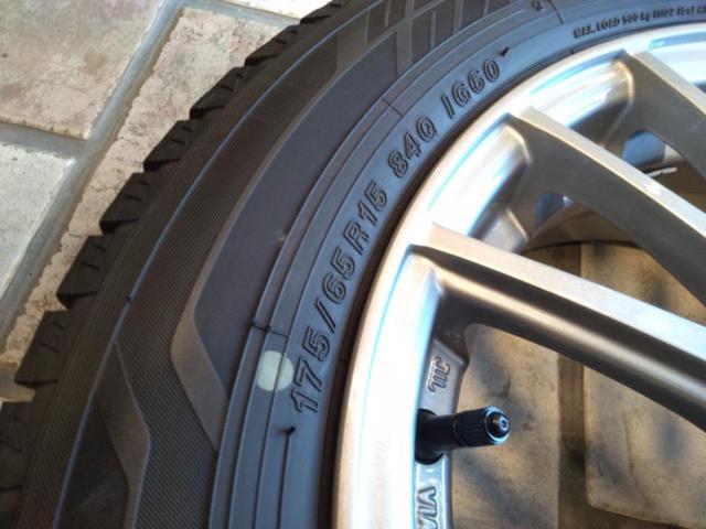 Weds
ravrion
+
YOKOHAMA
iceGUARD
iG60