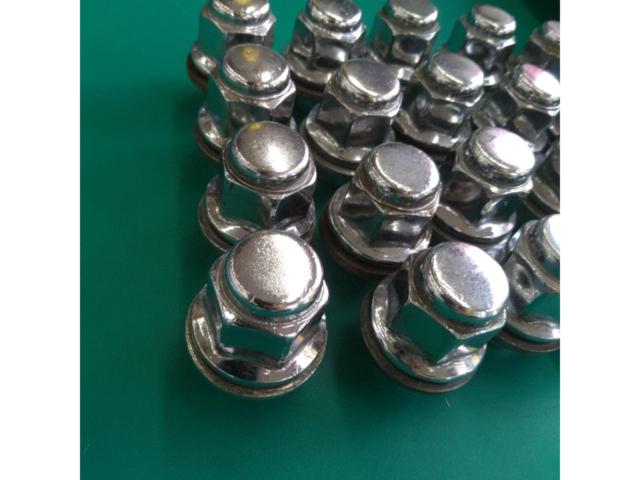Toyota
Genuine
Taira-za nut
M12
P1.5
x20 pieces