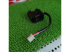 メーカー不明 汎用レギュレーター
