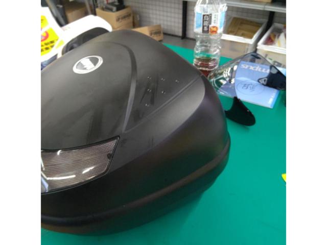 GIVI E30TN2D モノロックケース