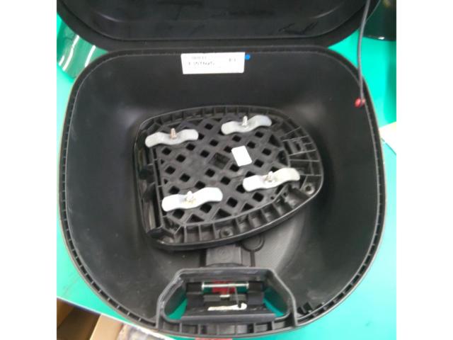 GIVI E30TN2D モノロックケース