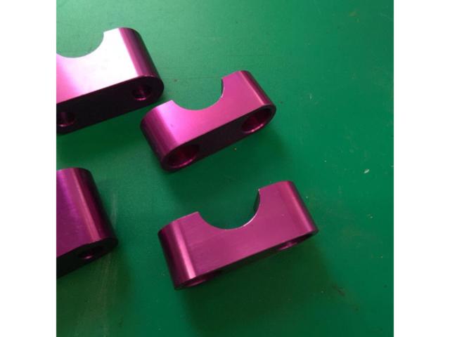 Unknown Manufacturer
Separator
Clamp only
Four