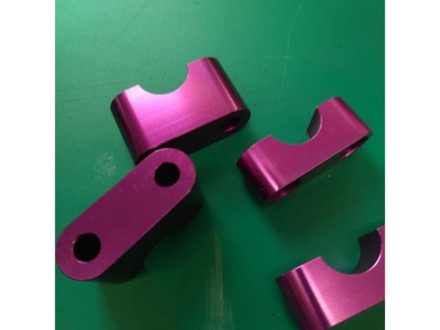 Unknown Manufacturer
Separator
Clamp only
Four