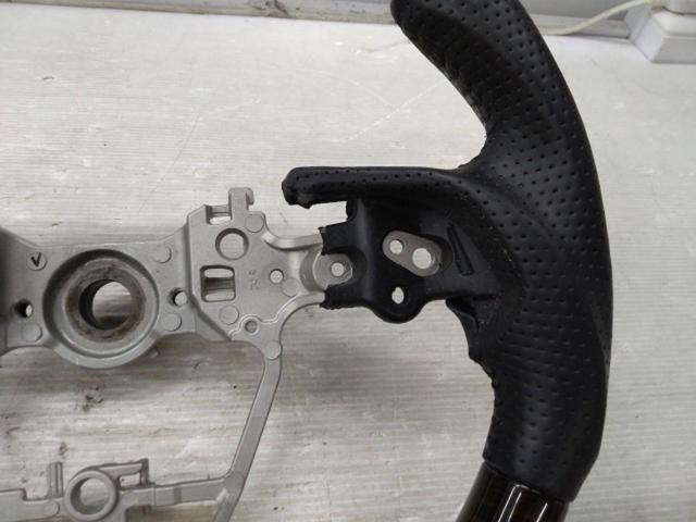REAL レアル TYA-55BKW ガングリップウッドステアリング