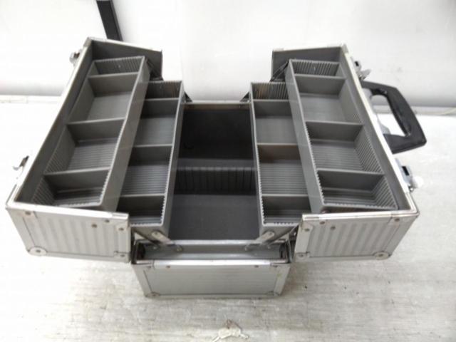 【WG】【メーカー不明】工具箱