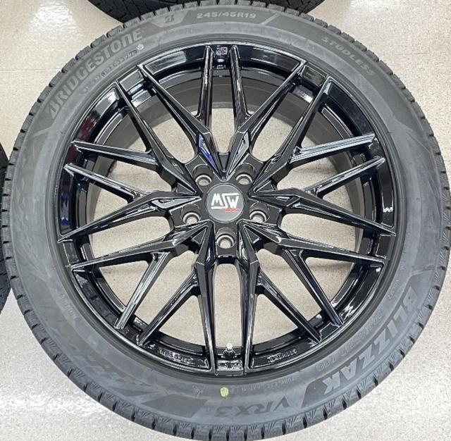 【OZ(オーゼット)】MSW(エムエスダブリュ) 50 + 【BRIDGESTONE】BLIZZAK VRX3 245/45R19 98Q 2022年製