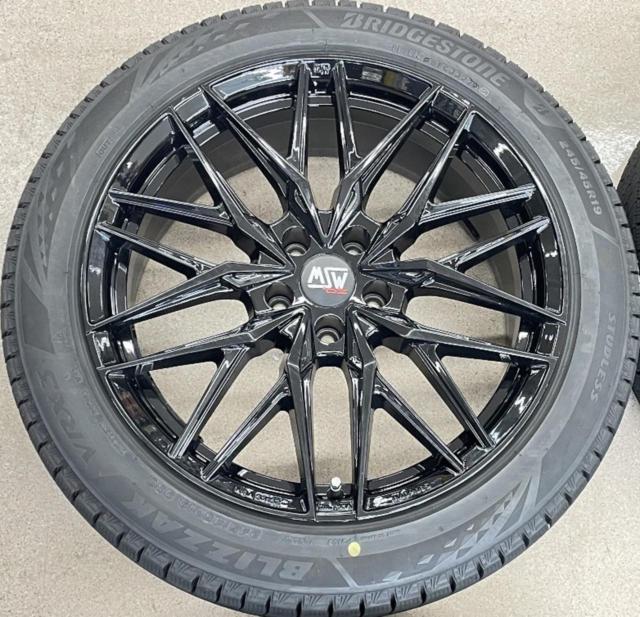 【OZ(オーゼット)】MSW(エムエスダブリュ) 50 + 【BRIDGESTONE】BLIZZAK VRX3 245/45R19 98Q 2022年製