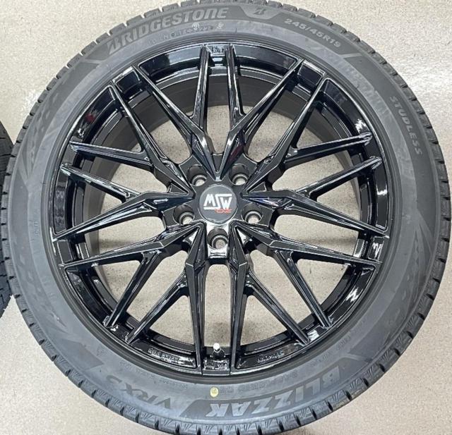 【OZ(オーゼット)】MSW(エムエスダブリュ) 50 + 【BRIDGESTONE】BLIZZAK VRX3 245/45R19 98Q 2022年製