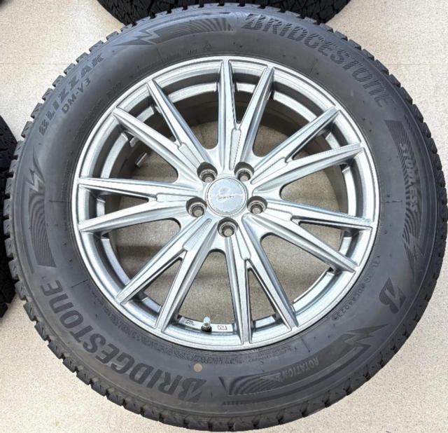 weds VELVA
+BRIDGESTONEBLIZZAK
DM-V3
225 / 60R17
Made in 2023
4 pieces set
