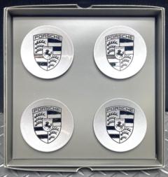 PORSCHE
Genuine Porsche wheel center caps
Silver
4 sheets set