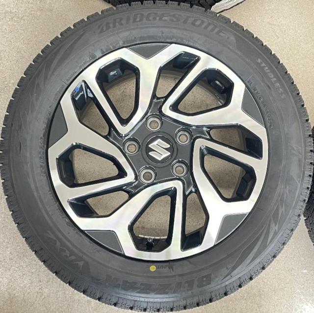 【中古ホイール未使用タイヤ】 スズキ(SUZUKI) フロンクス純正 + BRIDGESTONE(ブリヂストン)BLIZZAK VRX2 195/60R16 89Q 2024年製 4本