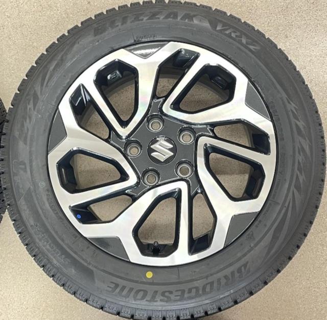 【中古ホイール未使用タイヤ】 スズキ(SUZUKI) フロンクス純正 + BRIDGESTONE(ブリヂストン)BLIZZAK VRX2 195/60R16 89Q 2024年製 4本