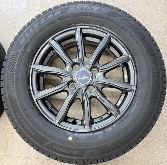 BADX D.O.S GAVIAL III + BRIDGESTONE(ブリヂストン) BLIZZAK VRX3 185/70R14 88Q 2024年製 4本