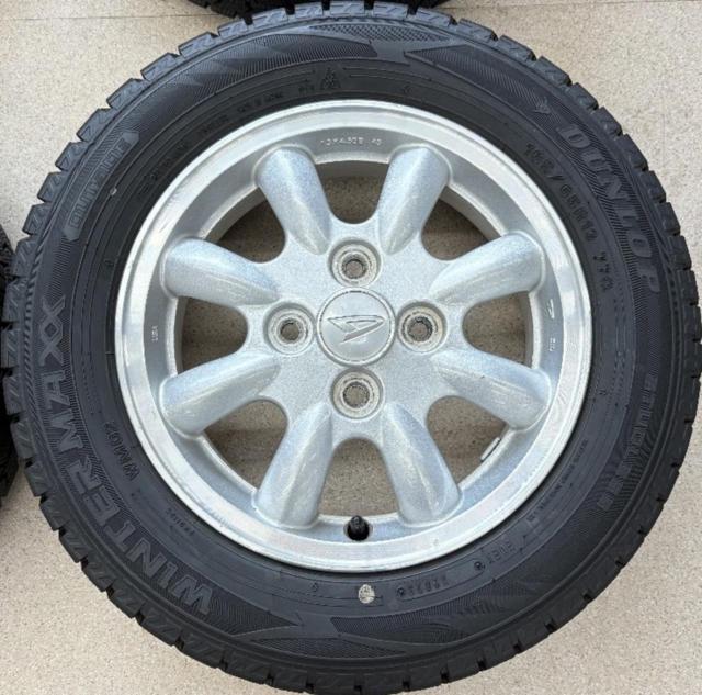 ダイハツ(DAIHATSU) 8スポークホイール + DUNLOP(ダンロップ) WINTERMAXX02 WM02 165/65R13 77Q 2023年製 4本