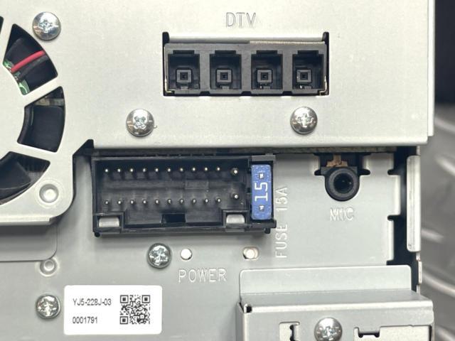 【KENWOOD】MDV-M807HDW TV/CD/DVD/SD/USB/Bluetooth&ハンズフリー/HDMI出力 地図データ:2019年02版