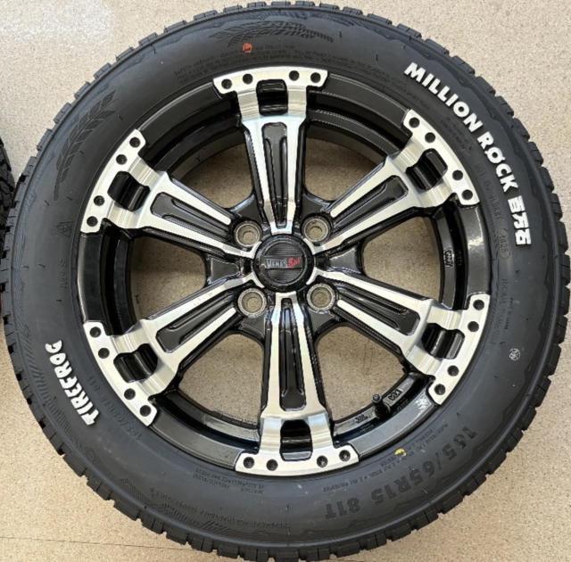 Unused tires + used aluminum wheel set
VENES
SUV
+TIREFLOG
MILLIONROCK
Hyakumangoku
165 / 65R15
81T
White Lettering (WL)
Made in 2026
4 pieces set