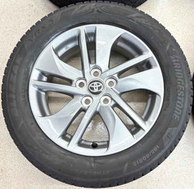 トヨタ(TOYOTA) 170系シエンタ純正 + BRIDGESTONE(ブリヂストン) BLIZZAK VRX3 185/60R15 84Q 2024年製 4本