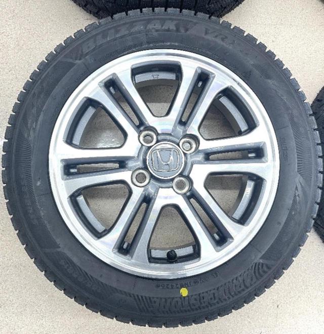 Used wheel unused tire
Honda
N-BOX
Genuine
+
BRIDGESTONE
BLIZZAK
VRX3
155 / 65R14
75Q
Made in 2026
Four