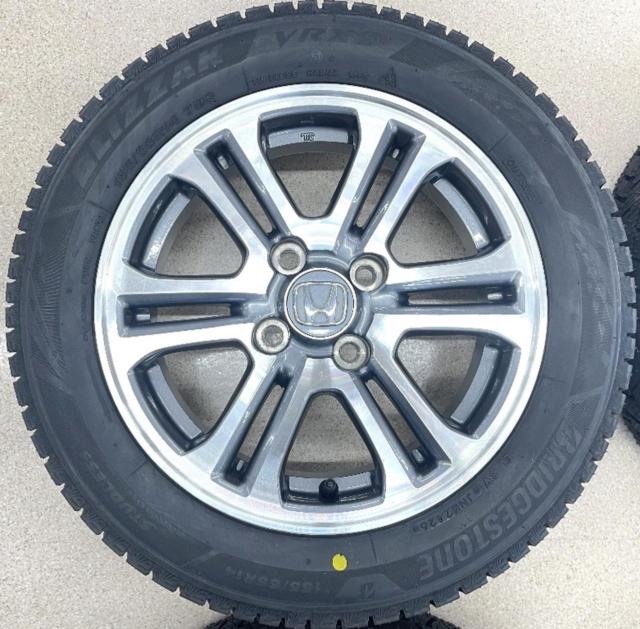 Used wheel unused tire
Honda
N-BOX
Genuine
+
BRIDGESTONE
BLIZZAK
VRX3
155 / 65R14
75Q
Made in 2026
Four