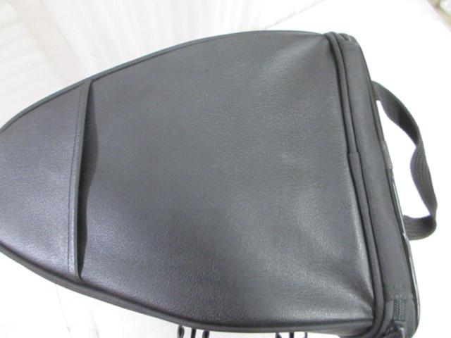 GOLDWin スポーツシェイプシートバッグ (Z09335)