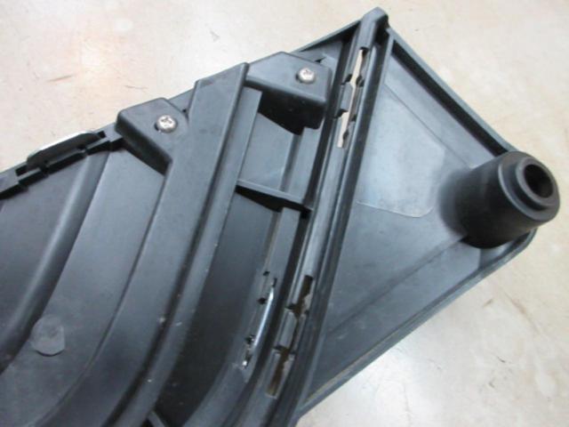 HONDA N-WGN純正フロントグリル (Z09634)