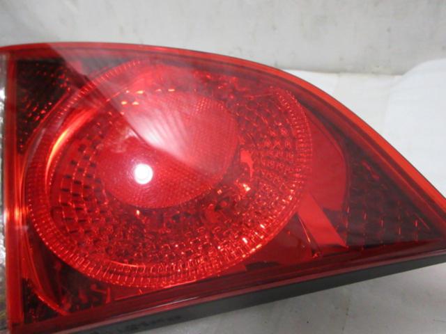 ※右側のみ TOYOTA 18 クラウン アスリート純正 LEDトランクテール (Z09821)
