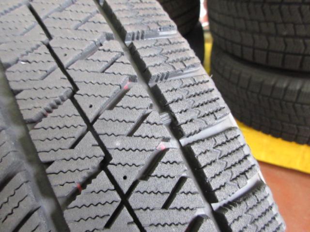 ※年式混じり HOT STUFF Exceeder EXV + BRIDGESTONE BLIZAKK VRX2 (Z09132)