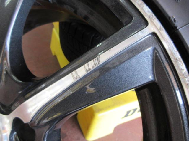 DUNLOP Lofida XT7 + GRIPMAX GRIP ICE X (Z09107)