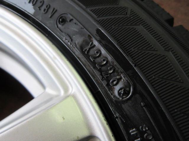YOKOHAMA WEZEN+GOODYEAR ICENAVI8 (Z09051)