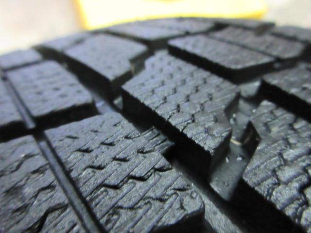 A-TECH SCHNEIDER CORSAGE+GOODYEAR ICENAVI 7 (Z09166)