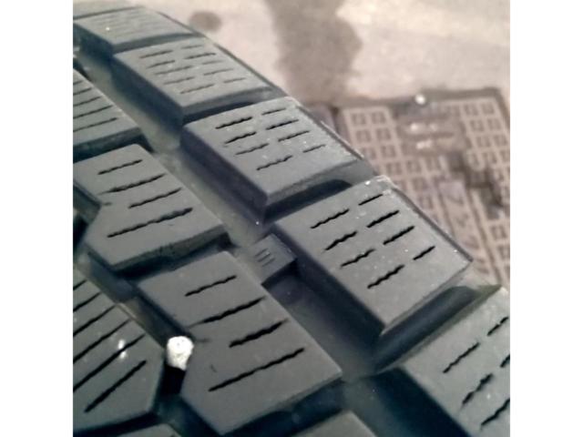 BRIDGESTONE ECO FORME CRS12 + YOKOHAMA iceGUARD G075 (Z09319)
