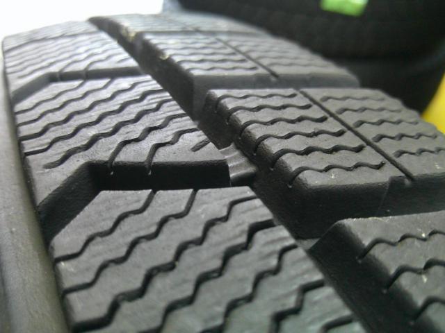 DUNLOP
DUFACT
+
DUNLOP
WINTERMAXX
WM02
(Z09237)