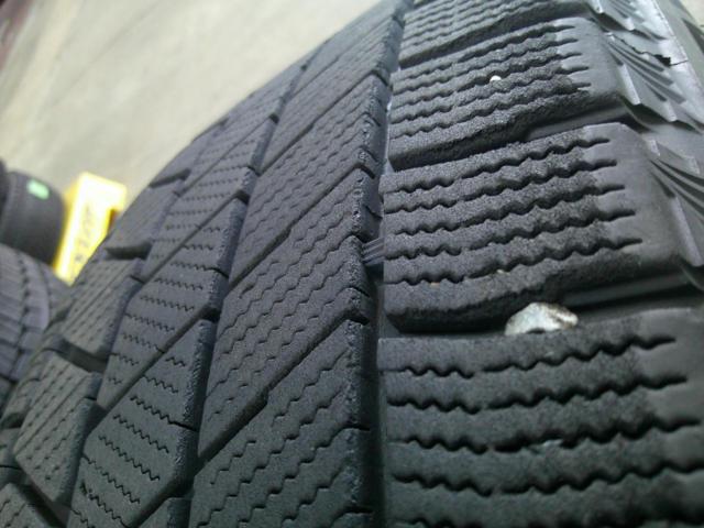 BRIDGESTONE
FEID
+
BRIDGESTONE
BLIZZAK
VRX3
(Z09289)