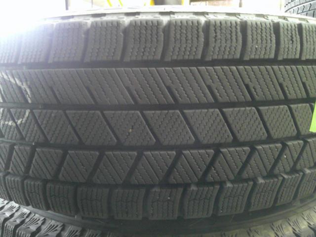 AUTOBACS
SEVEN
LEBEN
+
BRIDGESTONE
BLLIZAK
VRX3
(Z09234)