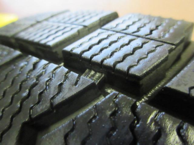 * For exclusive use of plain nut
YOKOHAMA
GRASS
SV
+
DUNLOP
WINTERMAXX
WM02
(Z09640)
