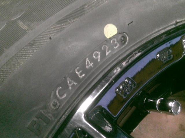 BRANDLE-LINE
10-spoke + BRIDGESTONE
BLIZZAK
VRX2
(Z09469)